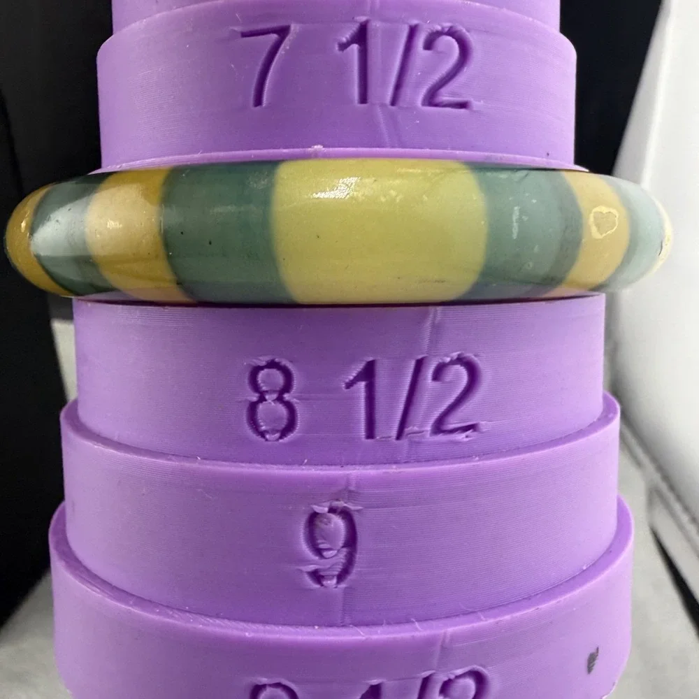 Vintage Bangle Bracelet Green Yellow Stripes Acrylic‎ 8.5